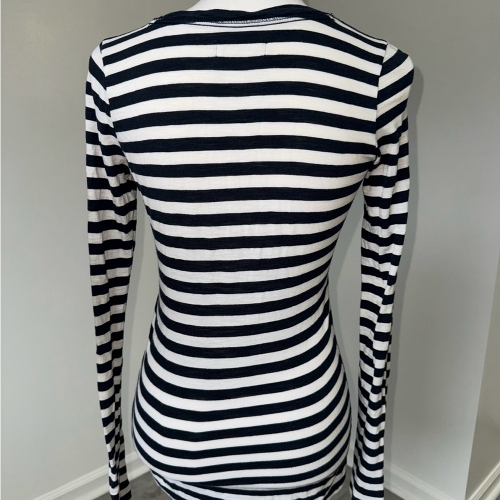 Hollister Navy White Striped V Neck Long Sleeve Tee Medium Y2K Stains - Picture 3 of 12